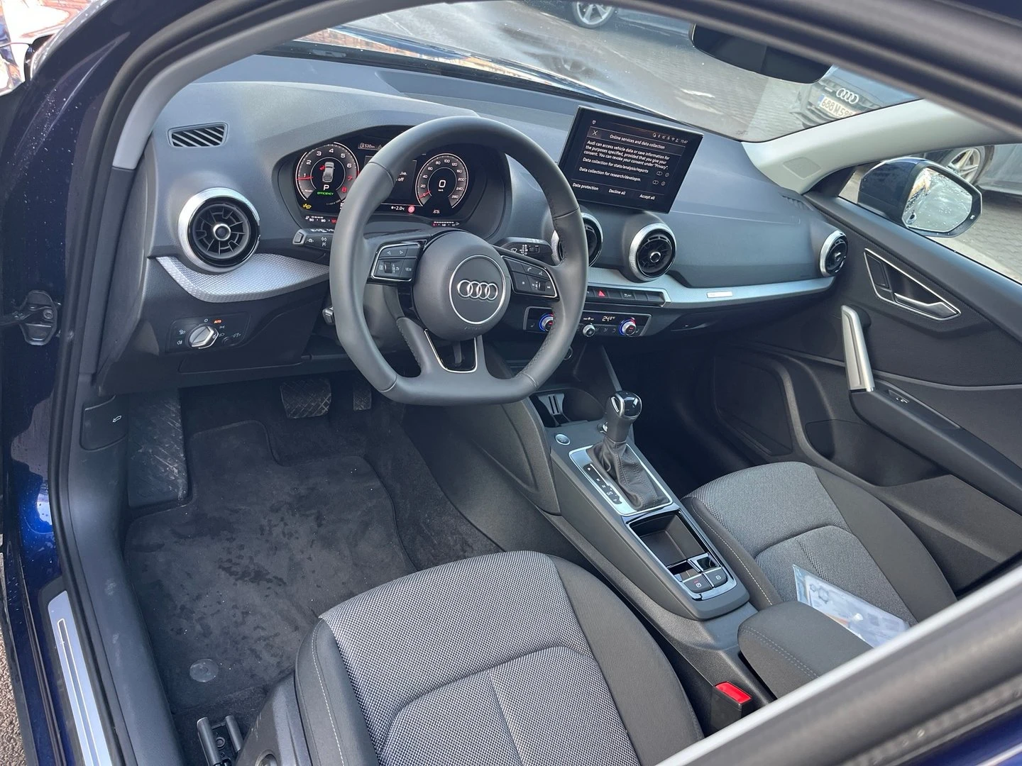 Audi Q2 Advanced 35 TFSI - изображение 8