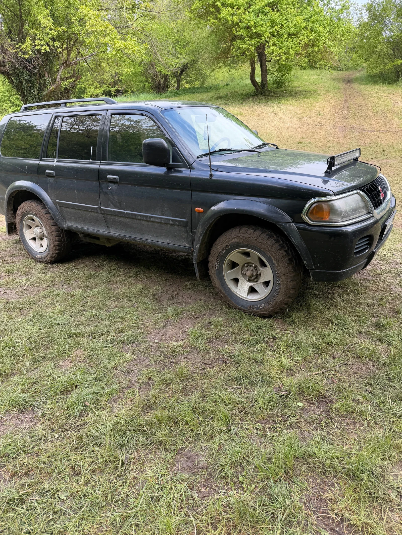 Mitsubishi Pajero sport