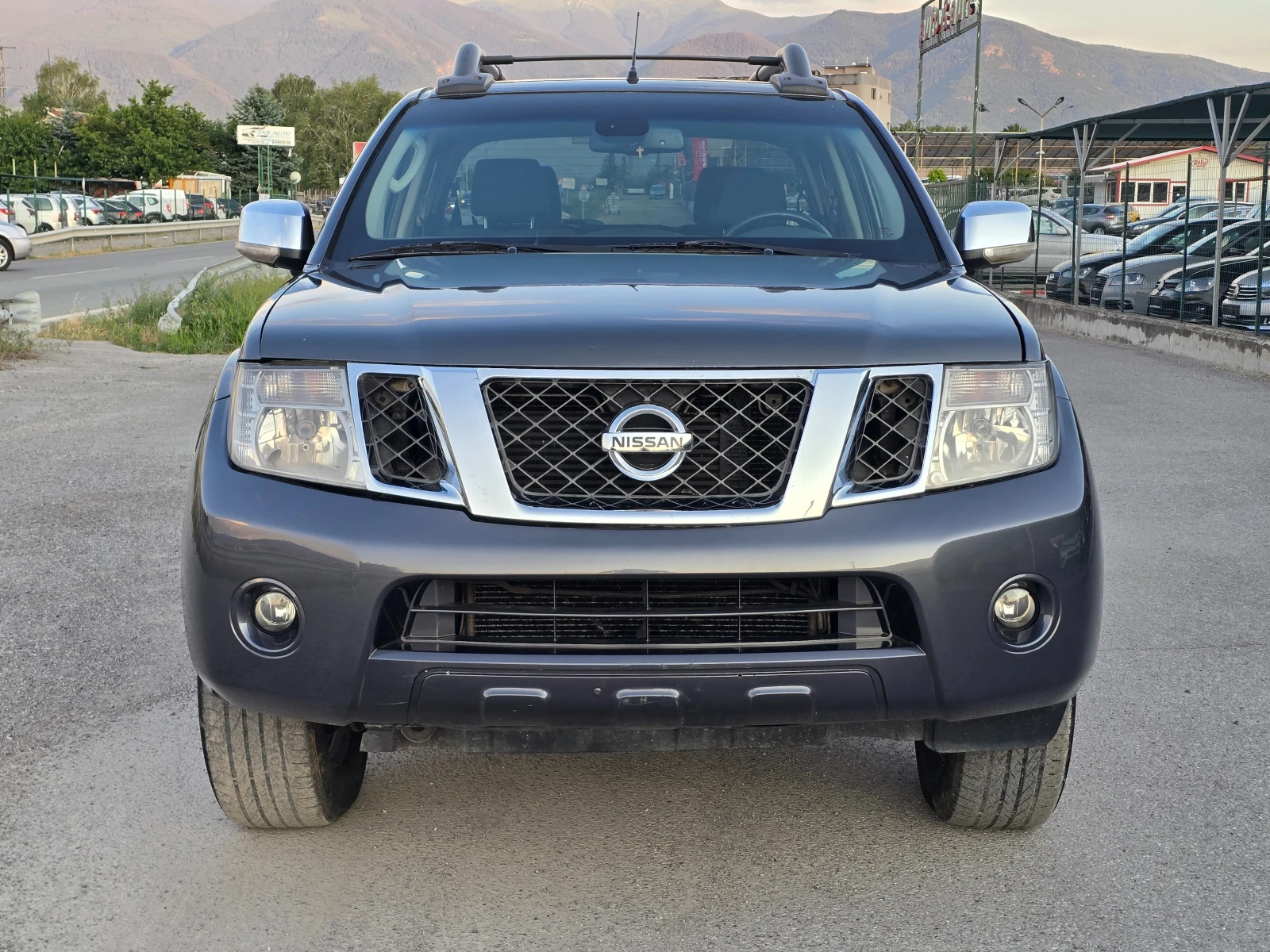Nissan Navara 2.5* 190 к.с.* FACELIFT, снимка 2 - Автомобили и джипове - 55203089