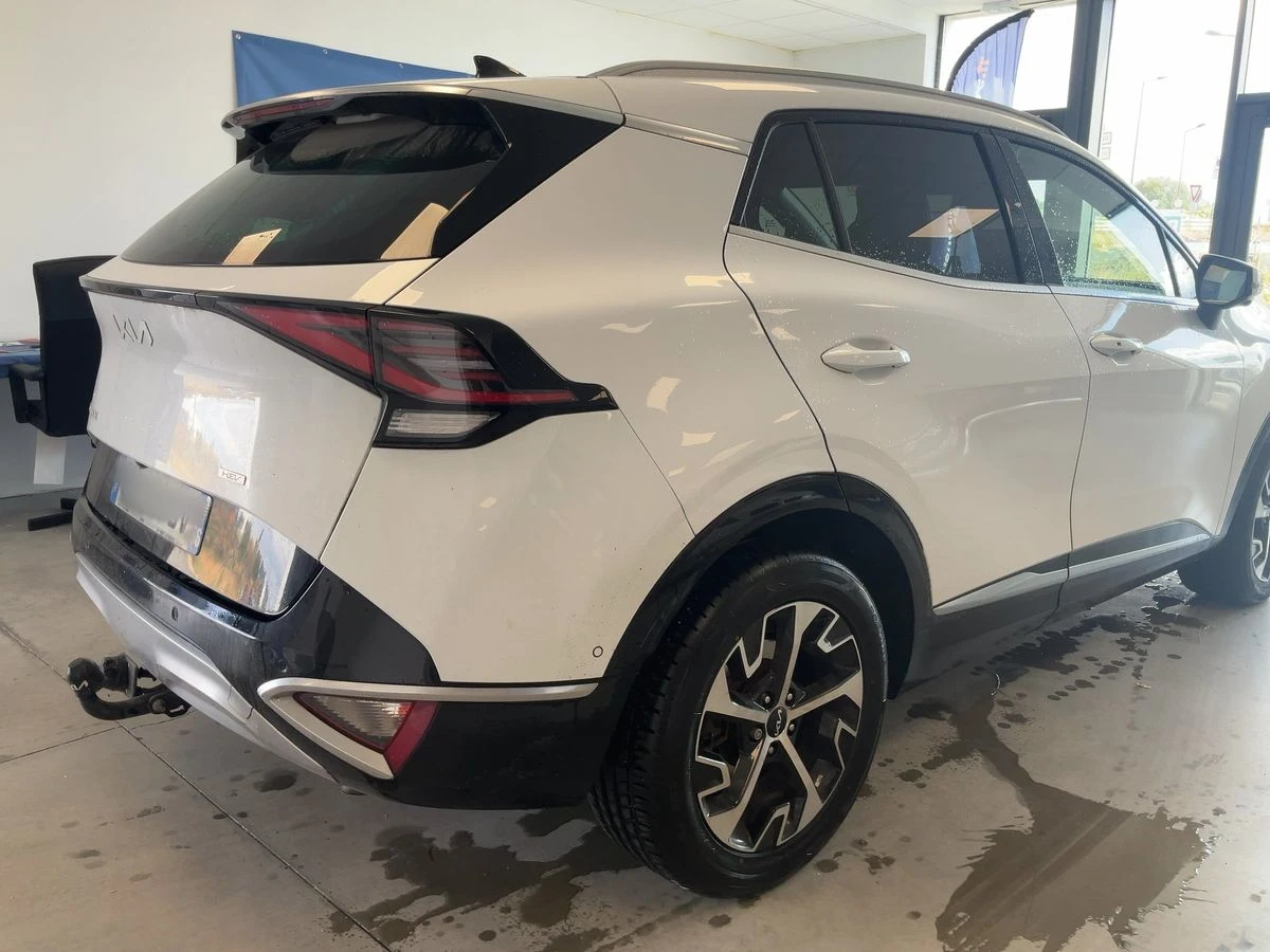 Kia Sportage 1.6 TGDI Hybrid Design, снимка 4 - Автомобили и джипове - 55902647