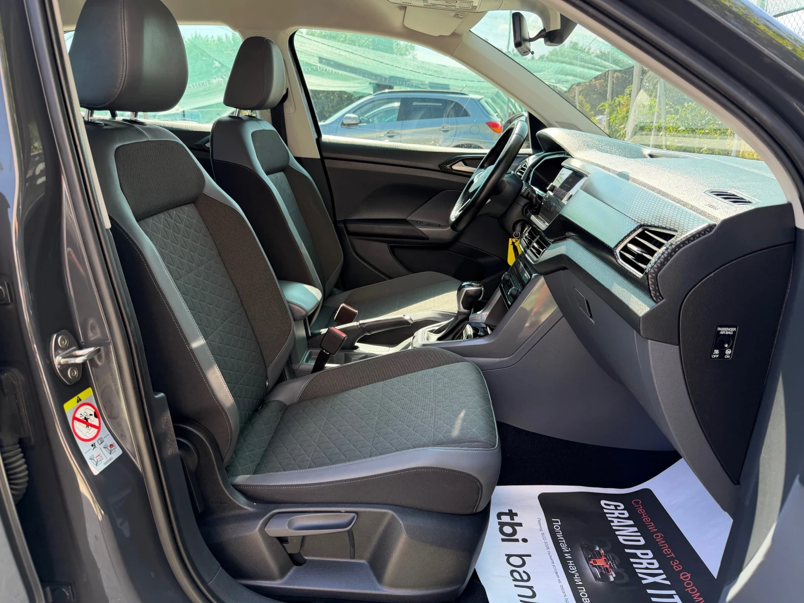 VW T-Cross 1.6TDI DSG Led, снимка 9 - Автомобили и джипове - 56128456