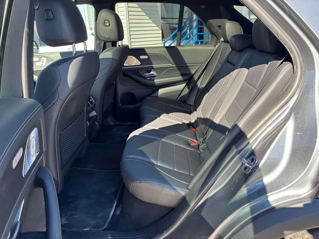 Mercedes-Benz GLE 450 /Distronic/Burmester/360/Hud/Carfax, снимка 13 - Автомобили и джипове - 56233549