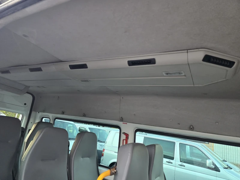 Ford Transit 2.2 8+ 1 Макси база, снимка 14 - Бусове и автобуси - 47894536