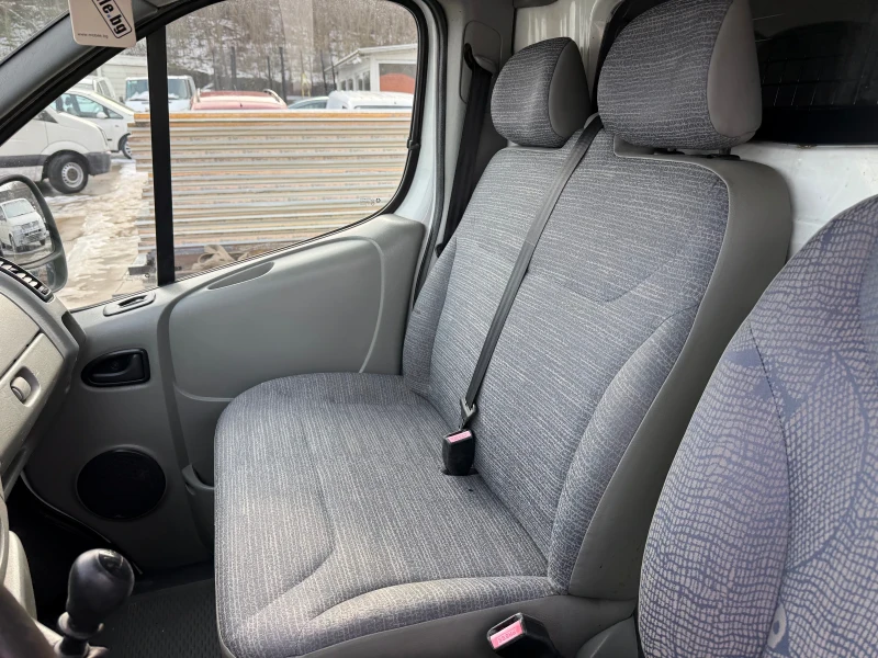 Renault Trafic 2.0CDI MAXI КЛИМАТИК, снимка 7 - Бусове и автобуси - 53381691