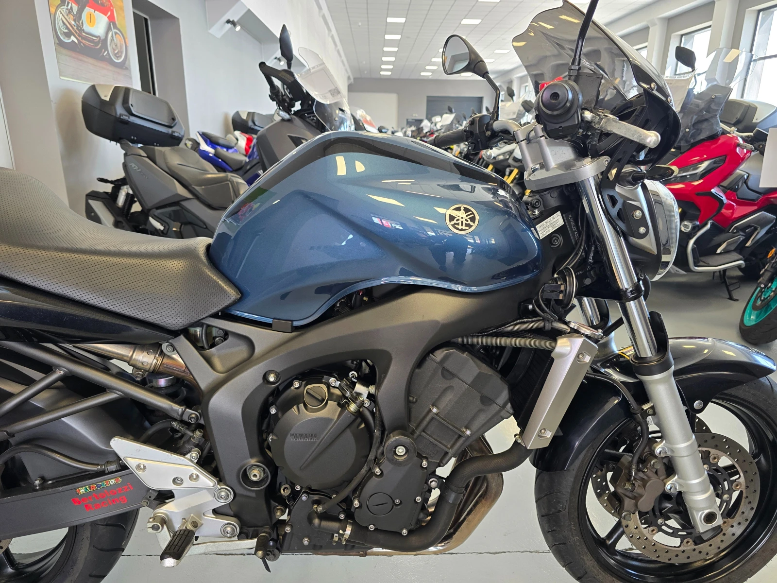 Yamaha FZ6 600ie, Уникат, 2006г.!, снимка 10 - Мотоциклети и мототехника - 54509519
