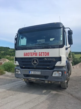 Бетон миксер Mercedes, снимка 1