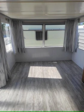 �������� Mirage Stacaravan | Mobile.bg � ����� ������ 3