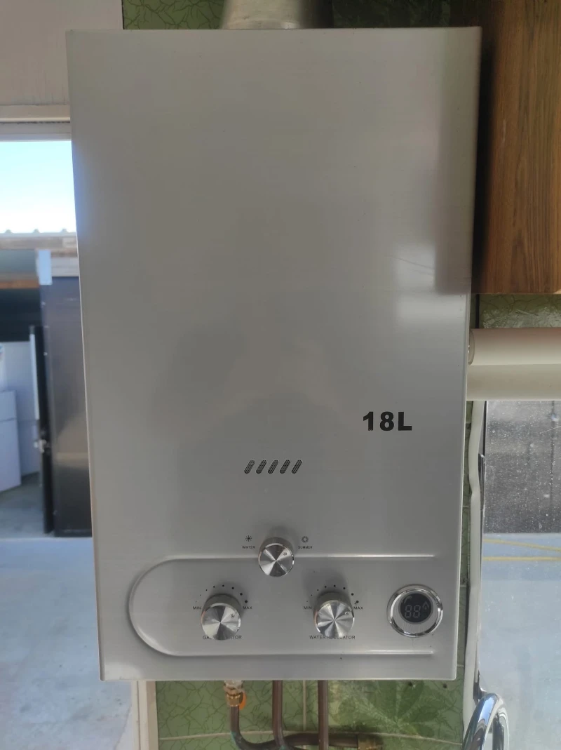 Каравана Mirage Stacaravan, снимка 12 - Каравани и кемпери - 53043804