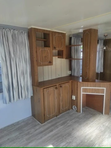 Каравана Mirage Stacaravan, снимка 4 - Каравани и кемпери - 53043804