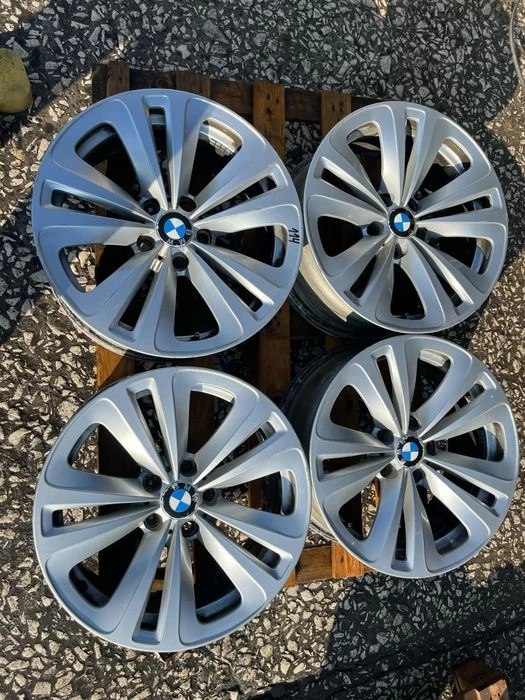 Оригинални джанти 18 BMW 7 F01 F07 ET30 5x120 8j 6775403 ном 114