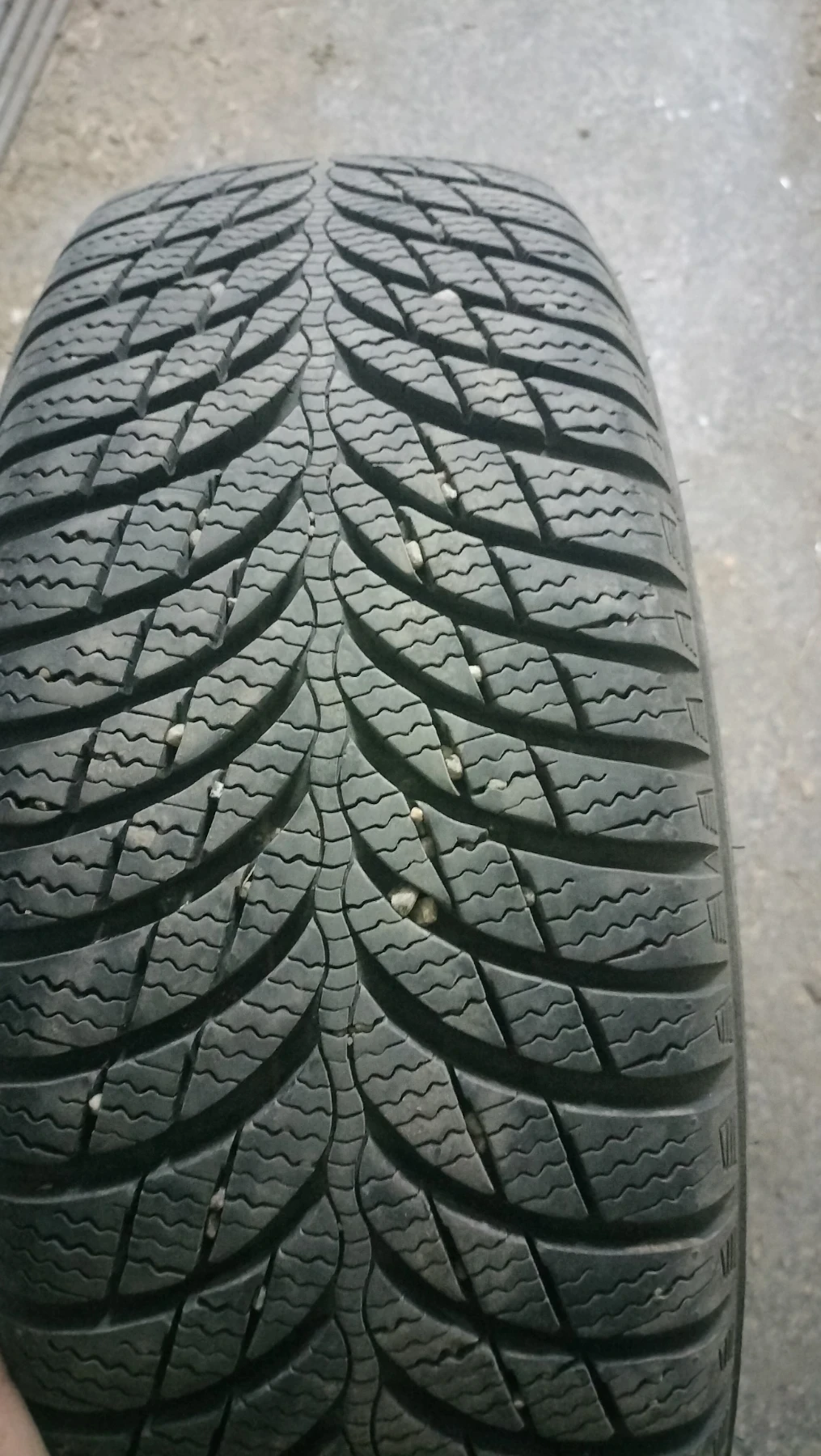 Гуми с джанти Marshal 195/65R15, снимка 8 - Гуми и джанти - 56234082