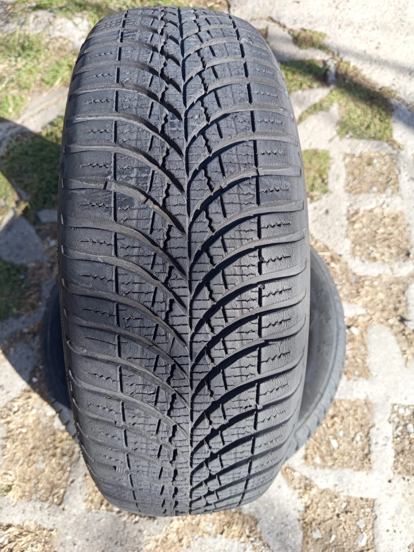 Гуми Зимни 175/65R14