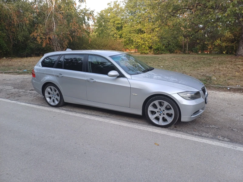 BMW 330 XI, снимка 2 - Автомобили и джипове - 47296080