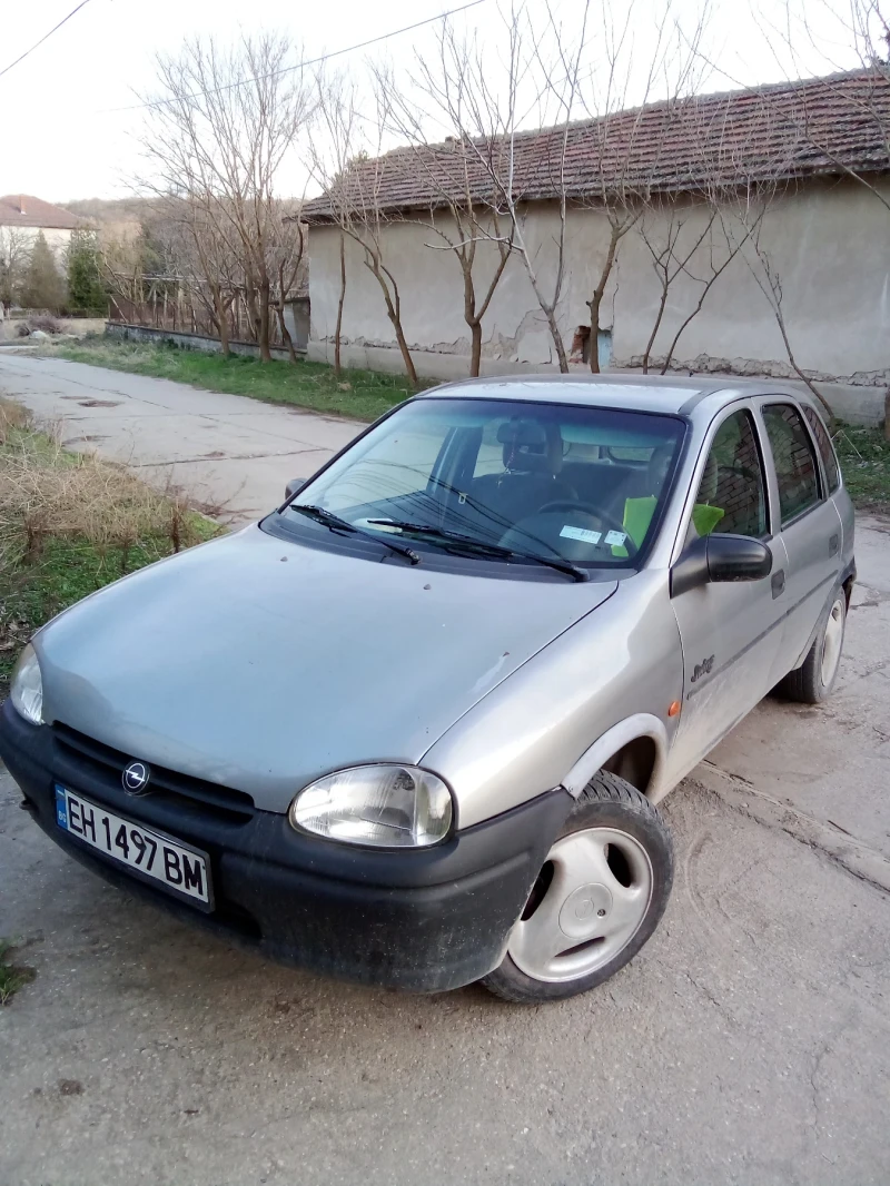 Opel Corsa, снимка 1 - Автомобили и джипове - 47623374