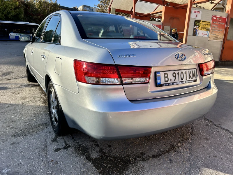 Hyundai Sonata, снимка 3 - Автомобили и джипове - 47644175