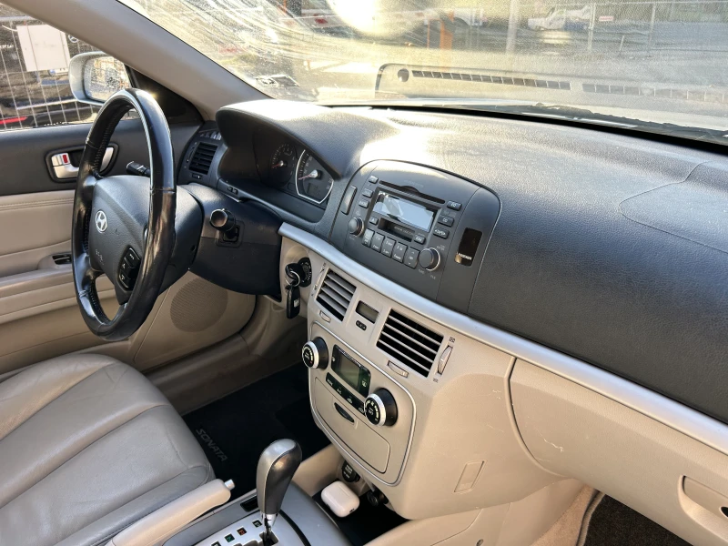 Hyundai Sonata, снимка 16 - Автомобили и джипове - 47644175