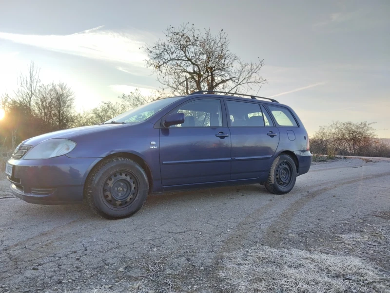 Toyota Corolla 1.4 i, снимка 9 - Автомобили и джипове - 48653150