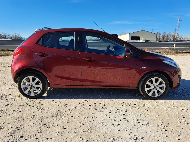 Mazda 2 1.4i/2013/137000км/EUR5, снимка 2 - Автомобили и джипове - 48349855