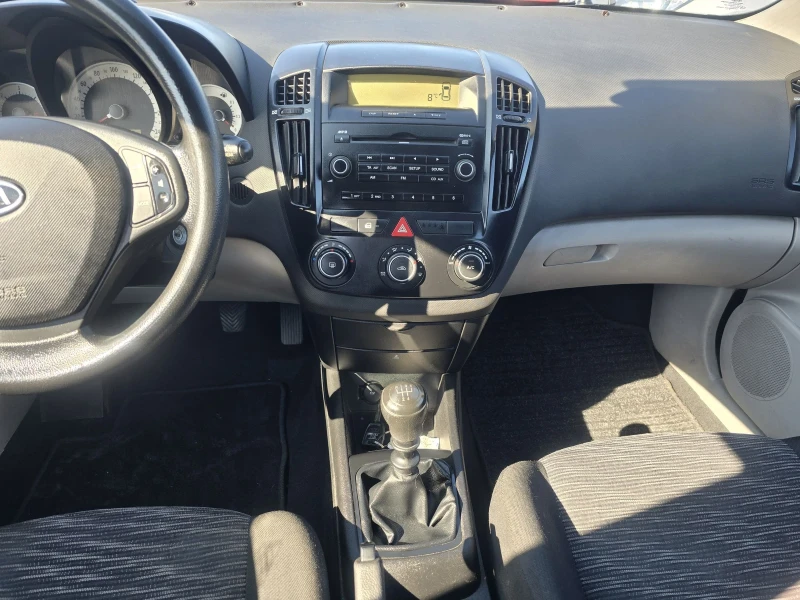 Kia Ceed CRDI, снимка 12 - Автомобили и джипове - 49399128