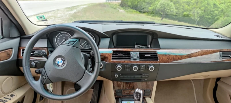 BMW 530, снимка 6 - Автомобили и джипове - 51825039