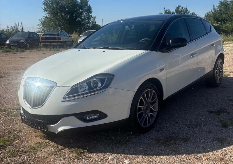 Lancia Delta 1.6 M-jet, снимка 2 - Автомобили и джипове - 50889716