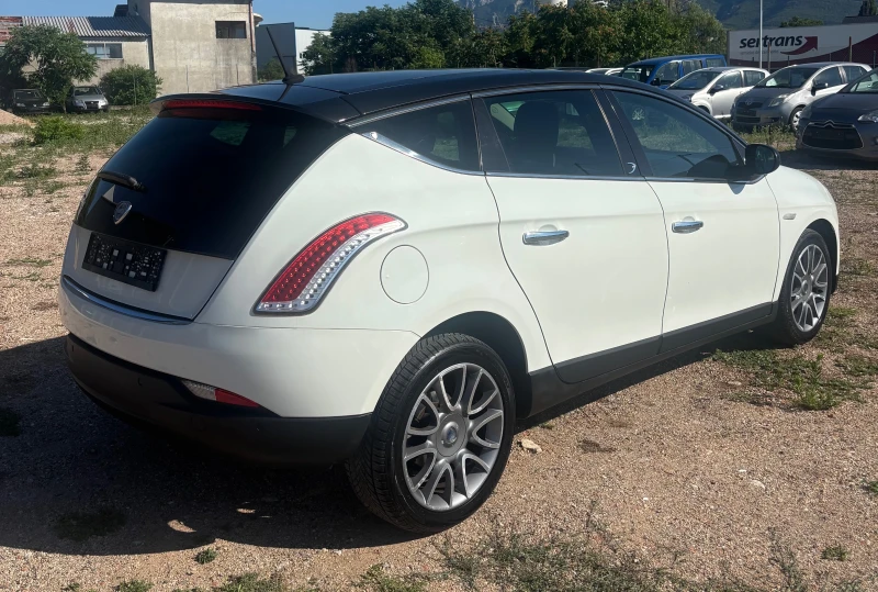 Lancia Delta 1.6 M-jet, снимка 5 - Автомобили и джипове - 50889716