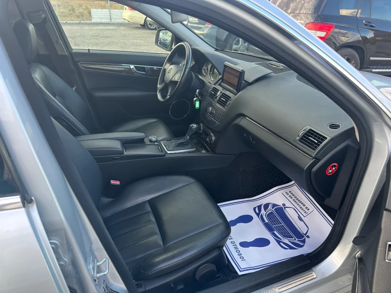 Mercedes-Benz C 350 ГАЗОВА УРЕДБА* 272к.с* КОЖА* НАВИГАЦИЯ, снимка 11 - Автомобили и джипове - 51835157