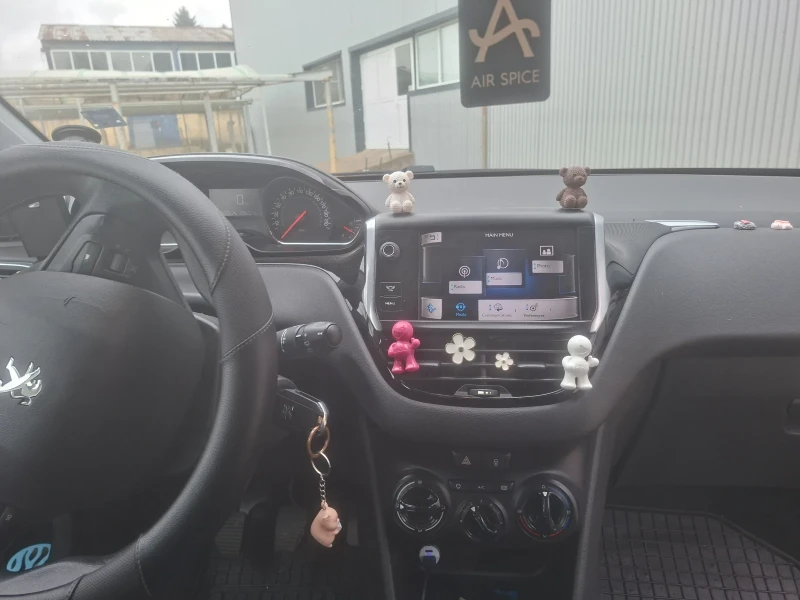Peugeot 208 Navi , снимка 10 - Автомобили и джипове - 52349781