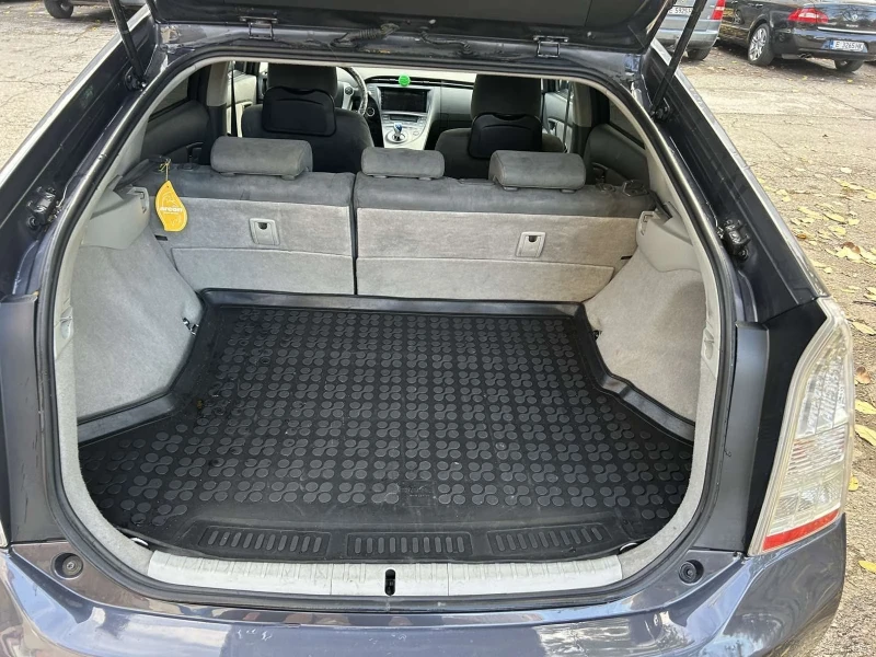 Toyota Prius Хечбек, снимка 5 - Автомобили и джипове - 52395568