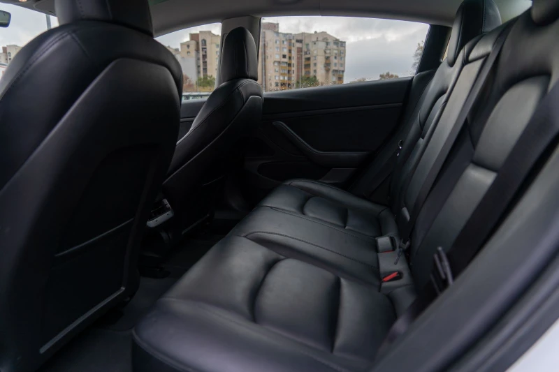 Tesla Model 3 SR + , снимка 7 - Автомобили и джипове - 52444346