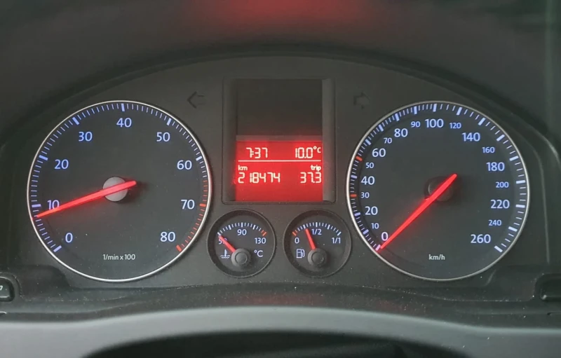 VW Golf Plus 1.6 SR 102к.с. COMFORTLINE, снимка 14 - Автомобили и джипове - 53120685