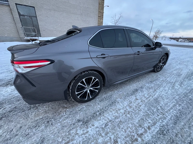 Toyota Camry 2.5 SE, снимка 6 - Автомобили и джипове - 53207395