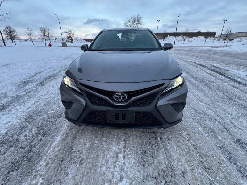 Toyota Camry 2.5 SE