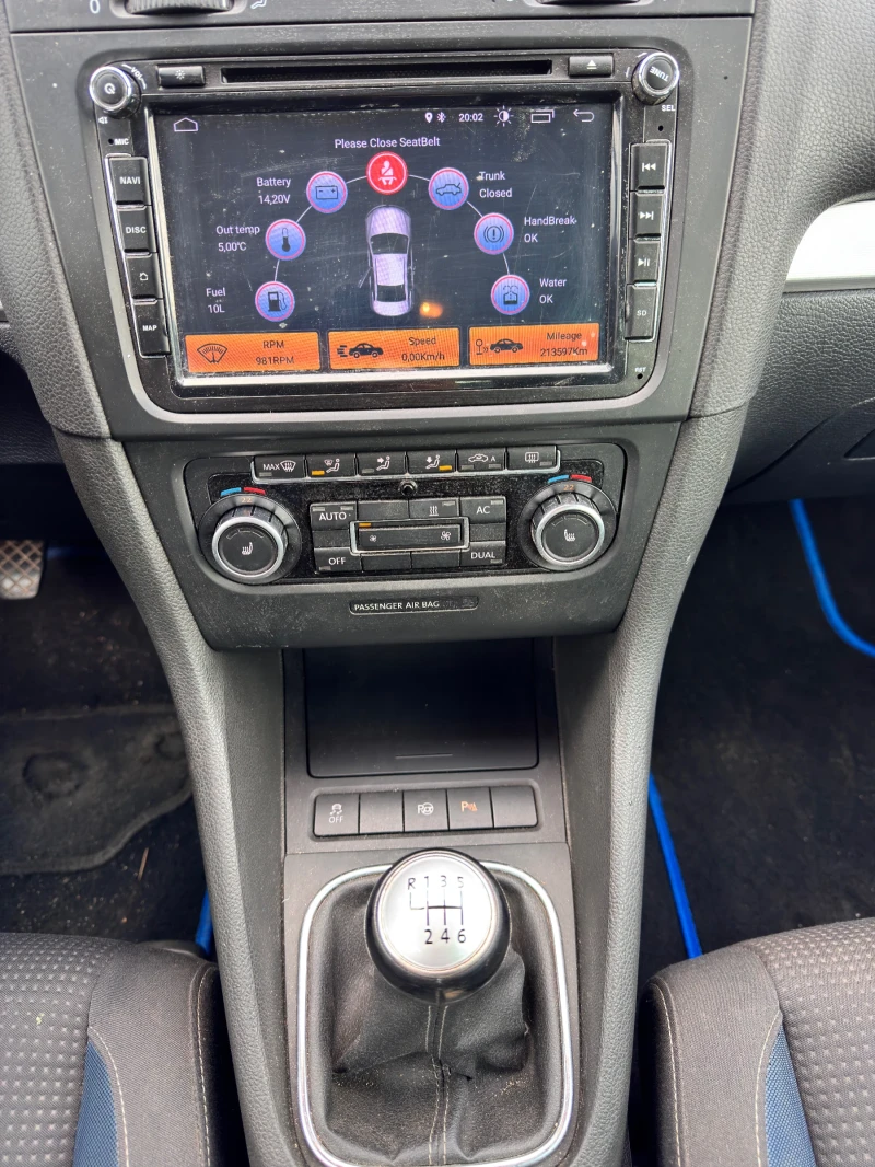 VW Golf 2.0tdi 140кс. TOP, снимка 11 - Автомобили и джипове - 53269586