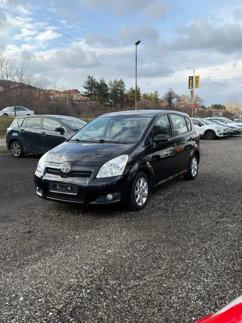 Toyota Corolla verso 2.2 D4D Facelift Климатроник , снимка 3 - Автомобили и джипове - 53322374