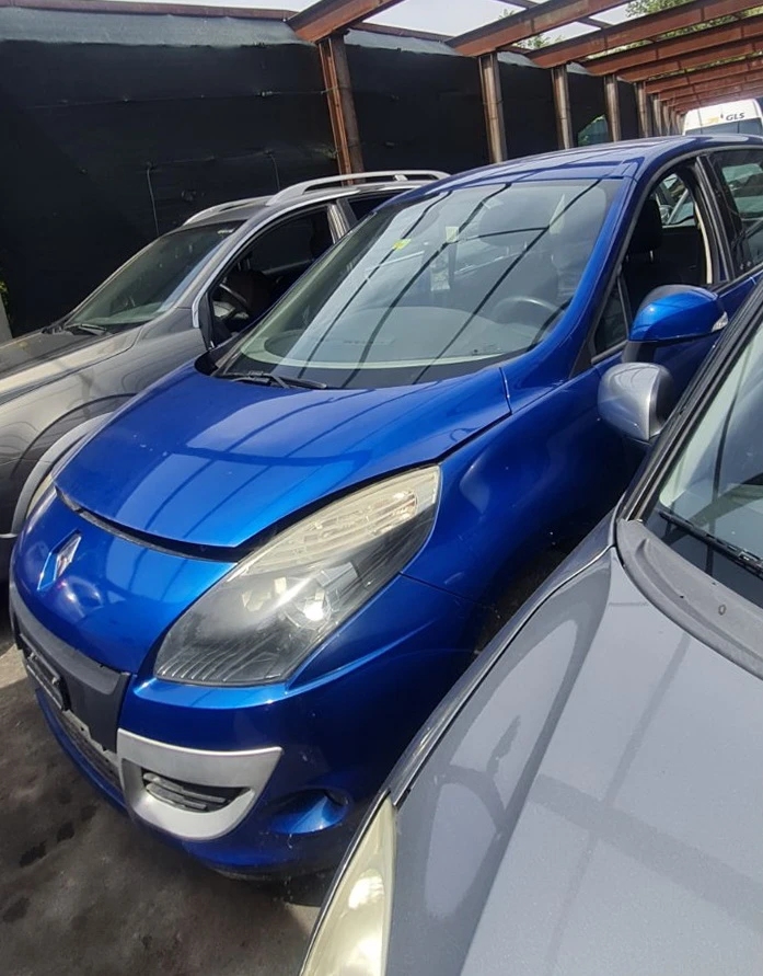 Renault Scenic 1.5  dCi К9КВ7   САМО НА ЧАСТИ , снимка 3 - Автомобили и джипове - 49101753