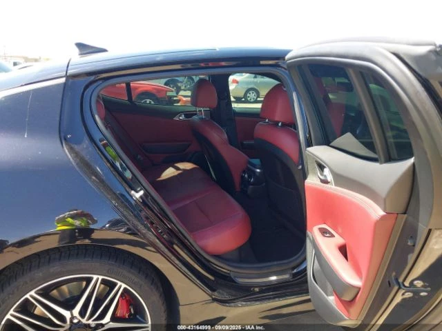 Kia Stinger GT1 RWD 3.3L V6 368кс. * Лизинг*  | Mobile.bg — изображение 11