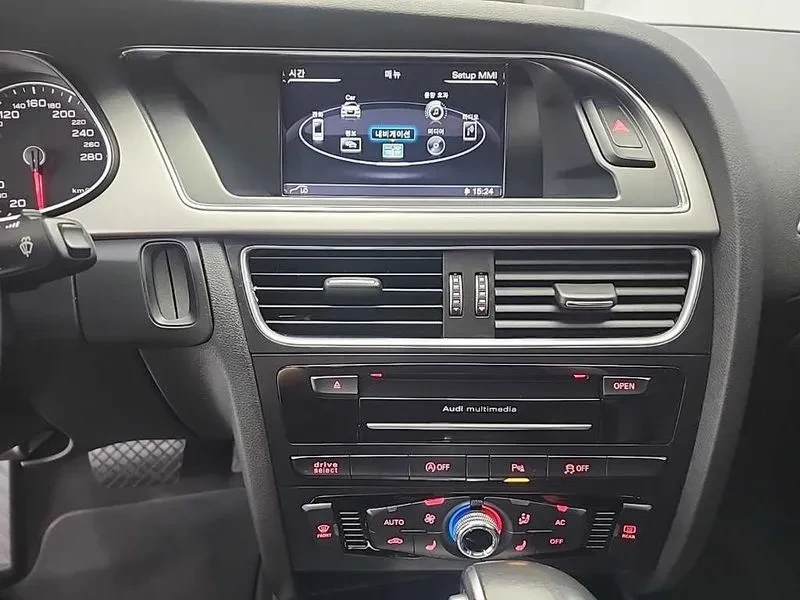 Audi A4, снимка 11 - Автомобили и джипове - 52489467