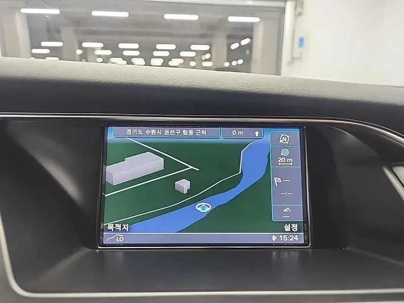 Audi A4, снимка 14 - Автомобили и джипове - 52489467