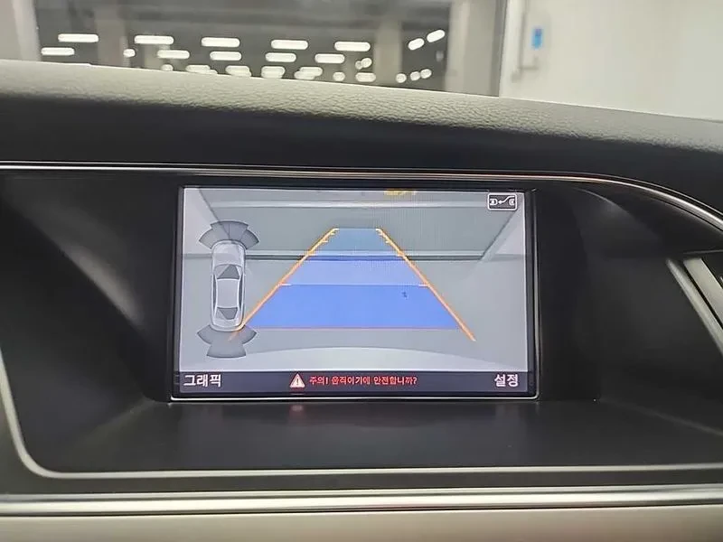 Audi A4, снимка 15 - Автомобили и джипове - 52489467