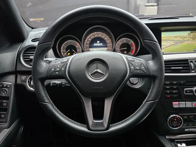 Mercedes-Benz C 220 2.2, снимка 13 - Автомобили и джипове - 54278166