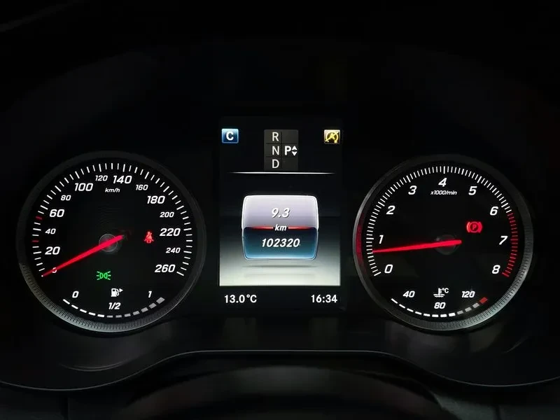 Mercedes-Benz C 200, снимка 8 - Автомобили и джипове - 55015252