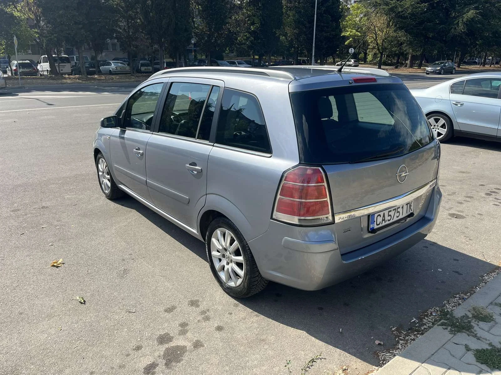 Opel Zafira  - изображение 2