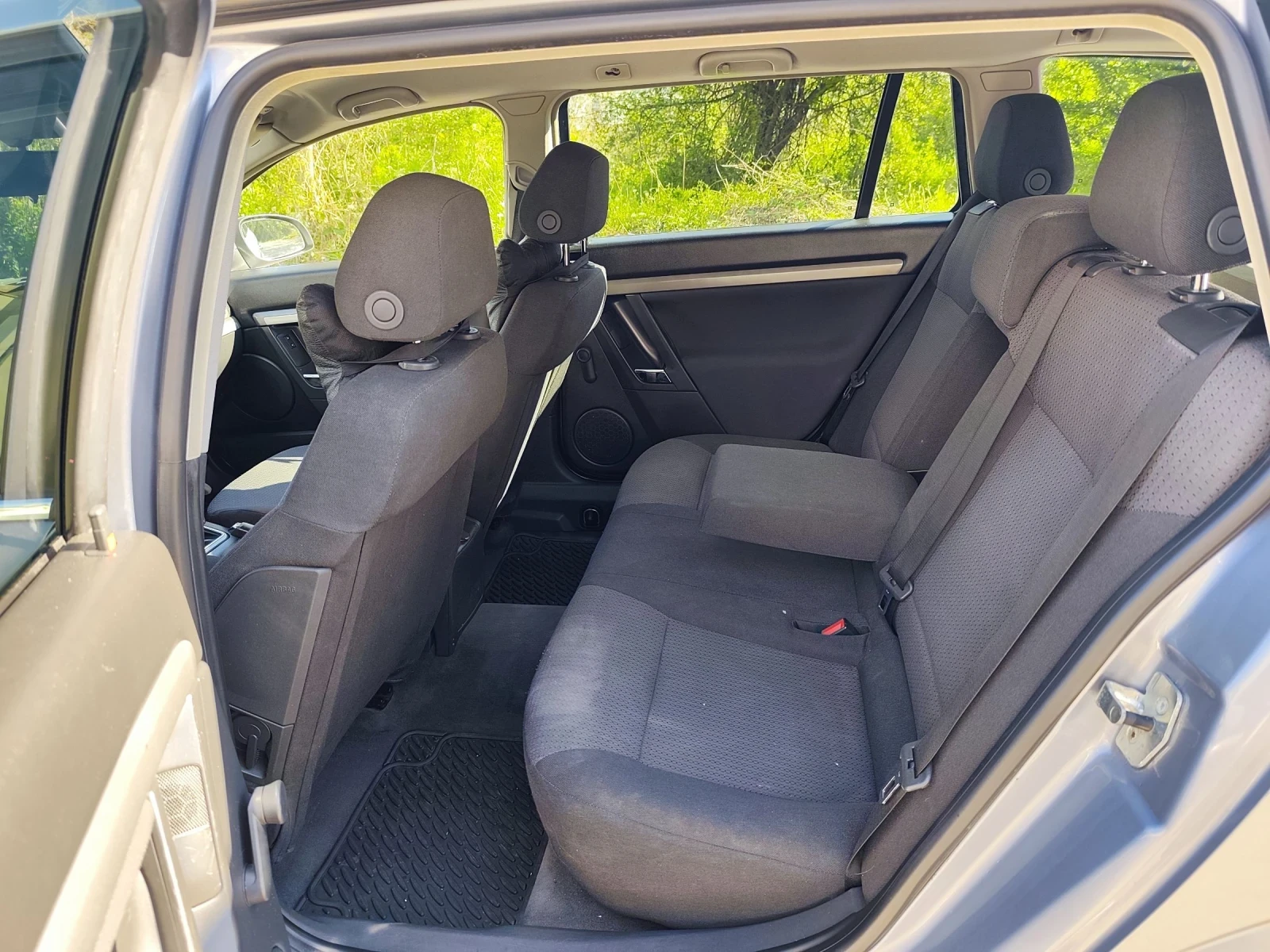 Opel Vectra 1.9 cdti 120hp 8v - изображение 9