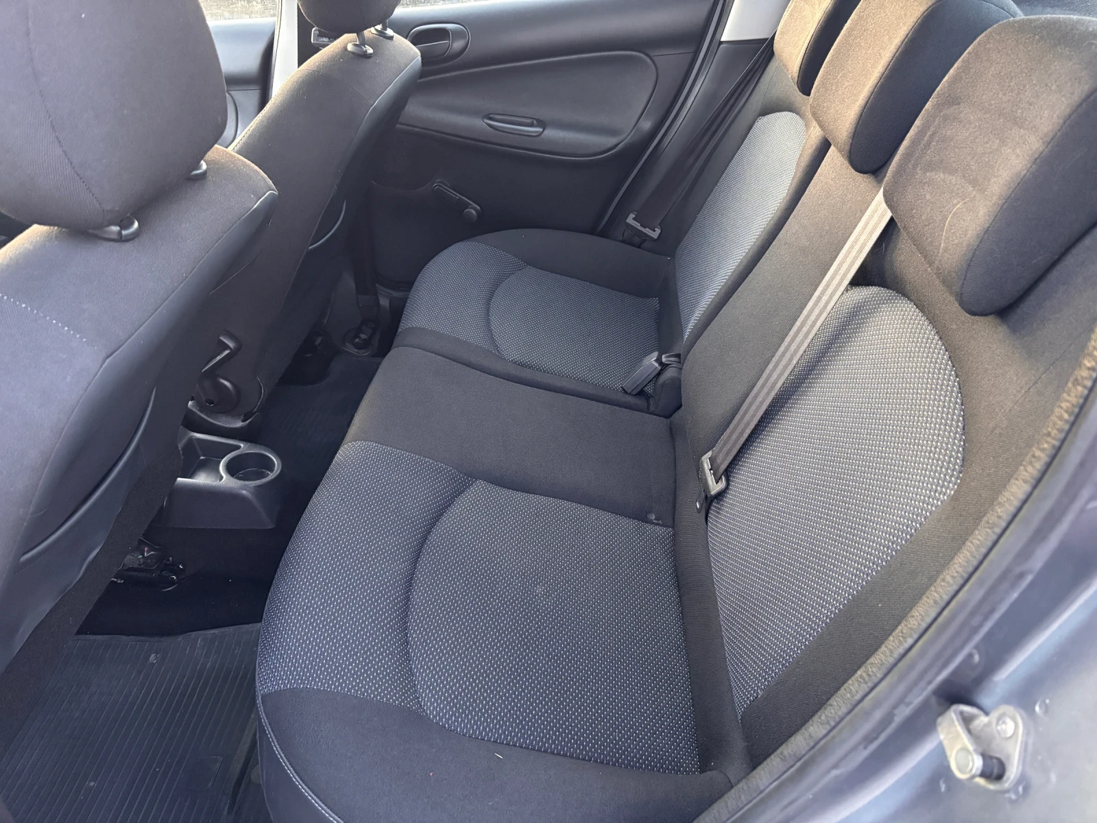 Peugeot 206 Plus 1.1i | Mobile.bg � ����������� 12