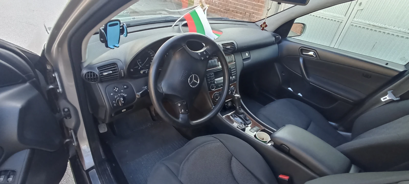 Mercedes-Benz C 220  - изображение 5