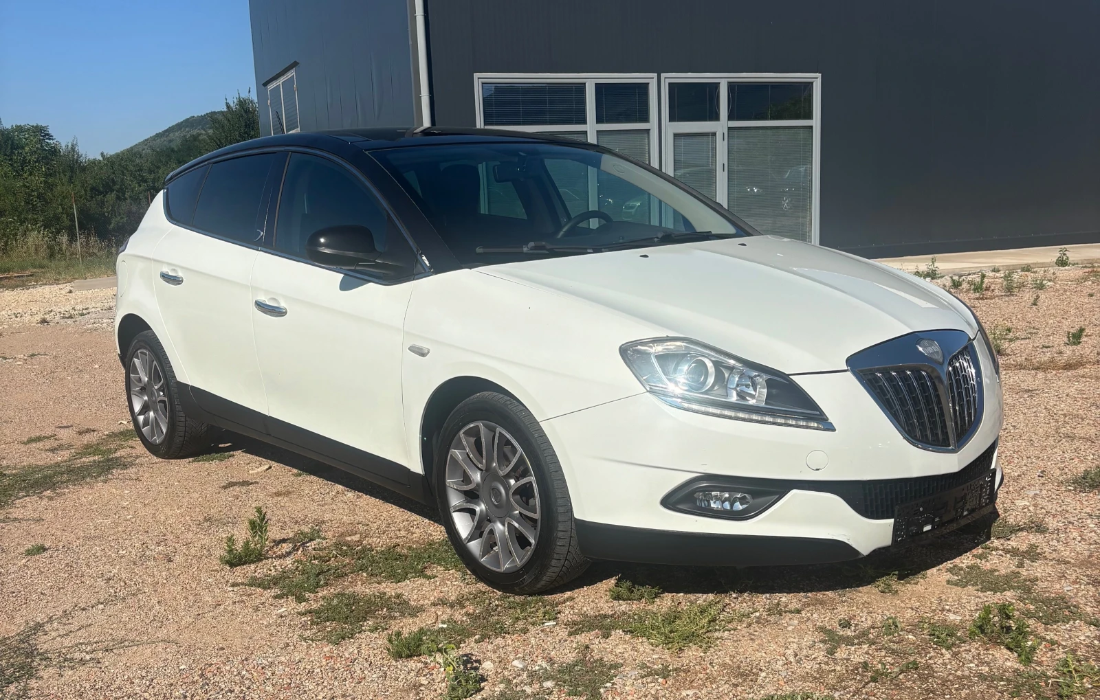 Lancia Delta 1.6 M-jet | Mobile.bg   1