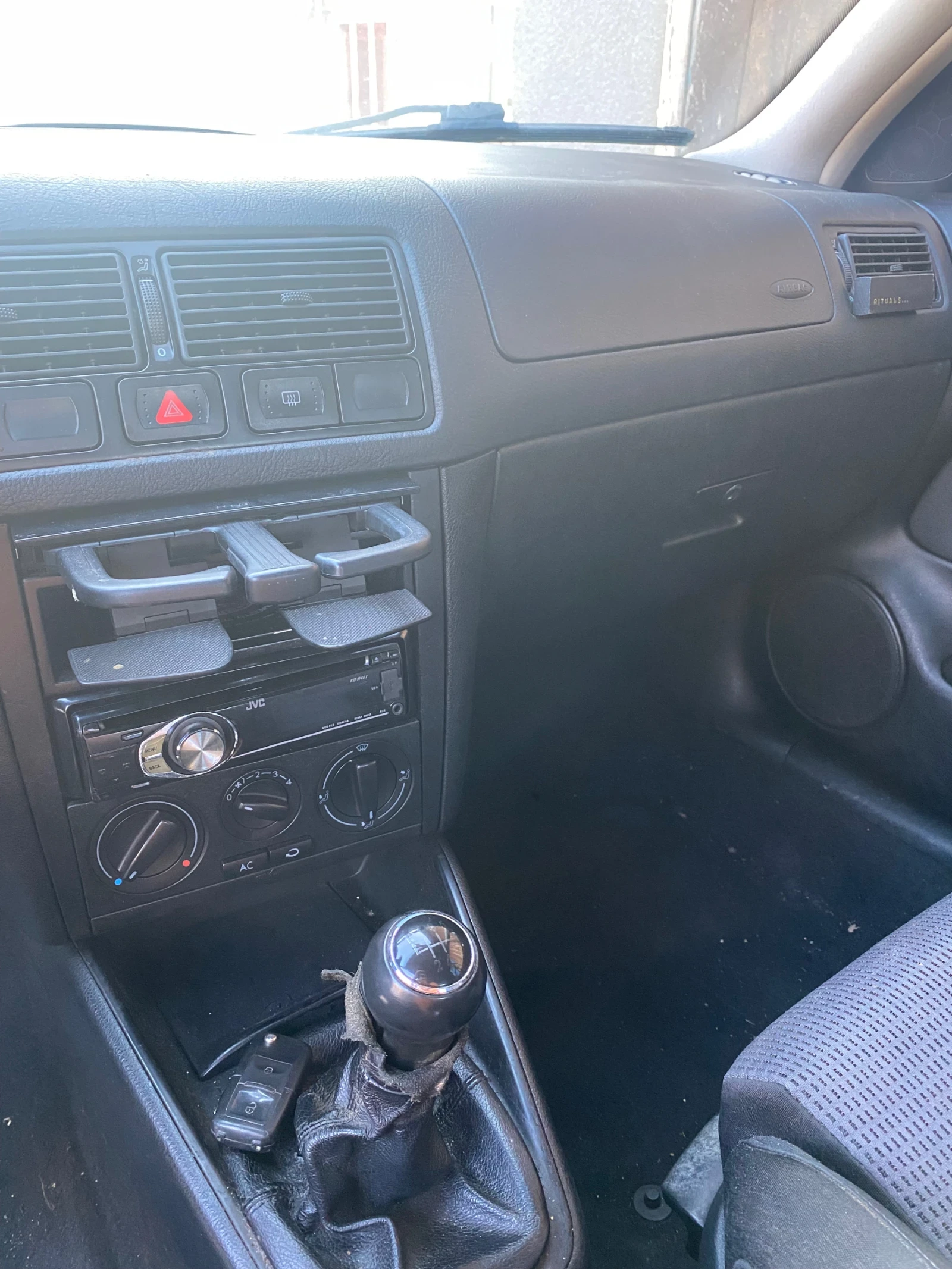 VW Golf  - изображение 6