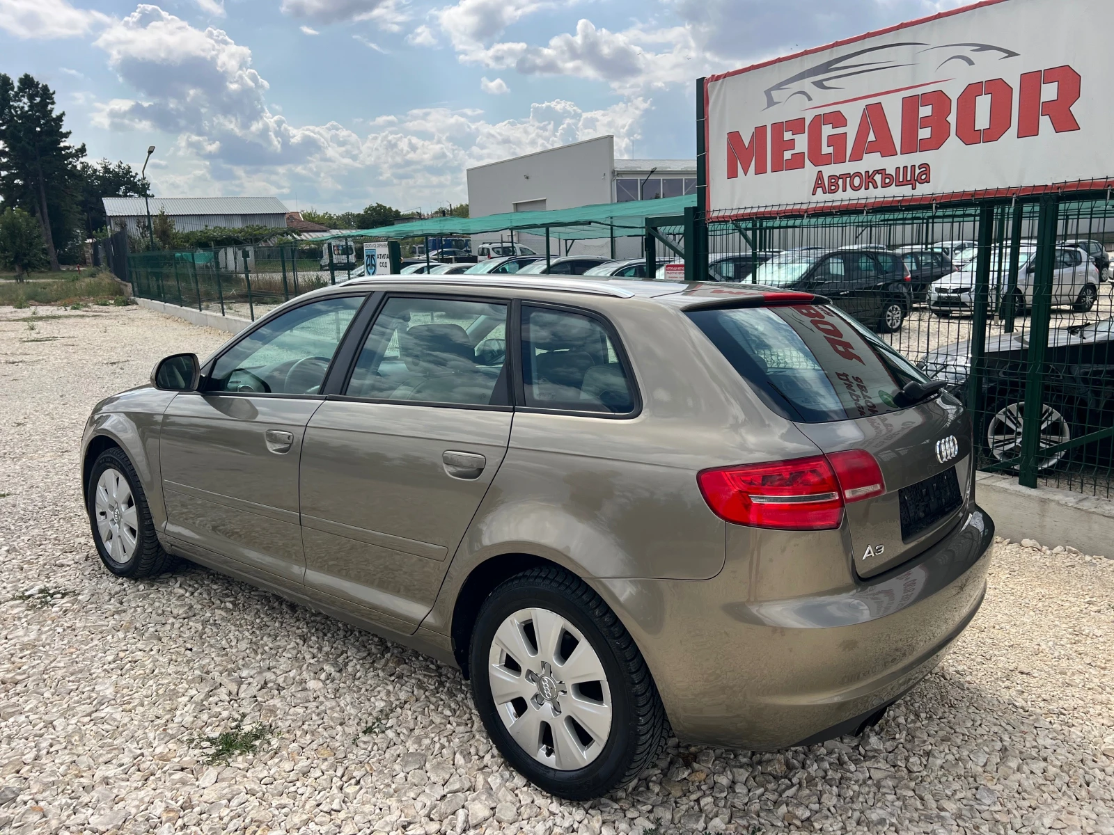 Audi A3 1.9TDi/105p.s-Sportback-Facelift - изображение 2