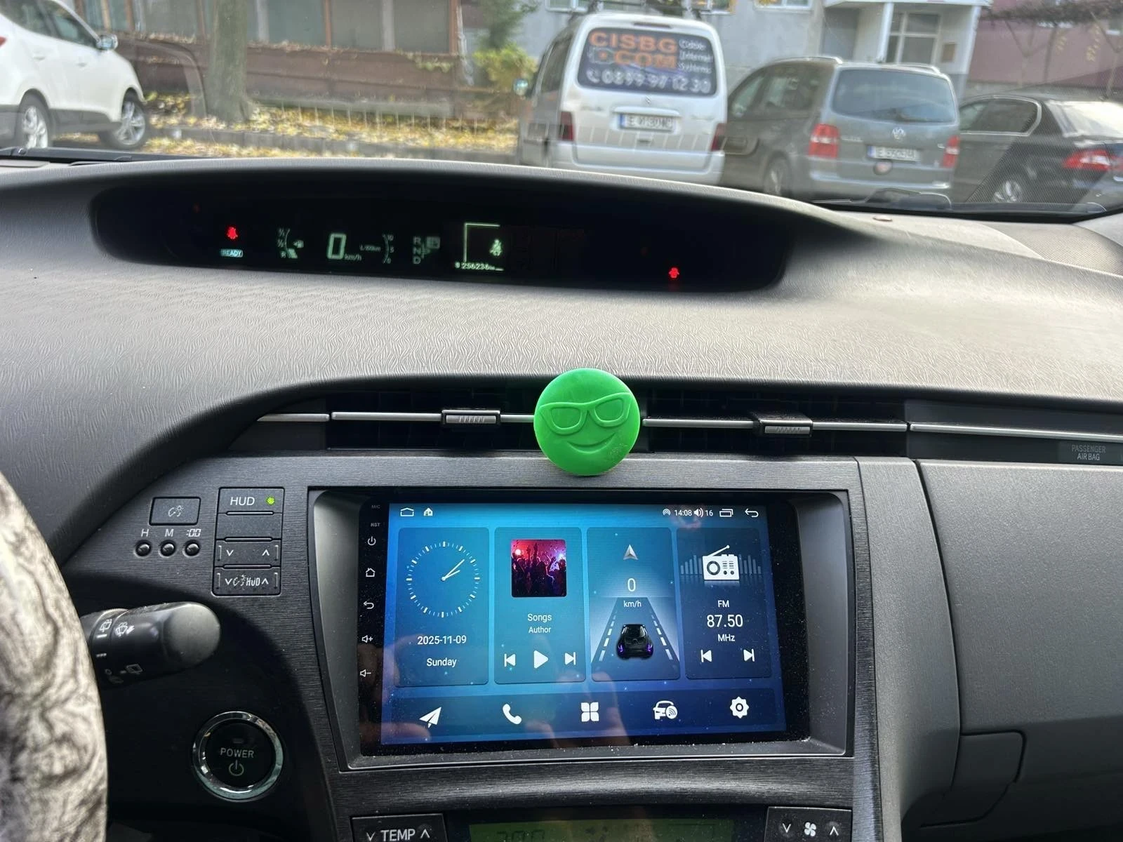 Toyota Prius  | Mobile.bg   3